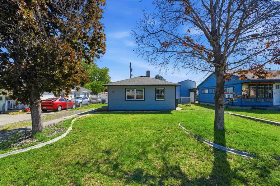 606 Wright Ave, Richland, WA 99352-4217 - #2