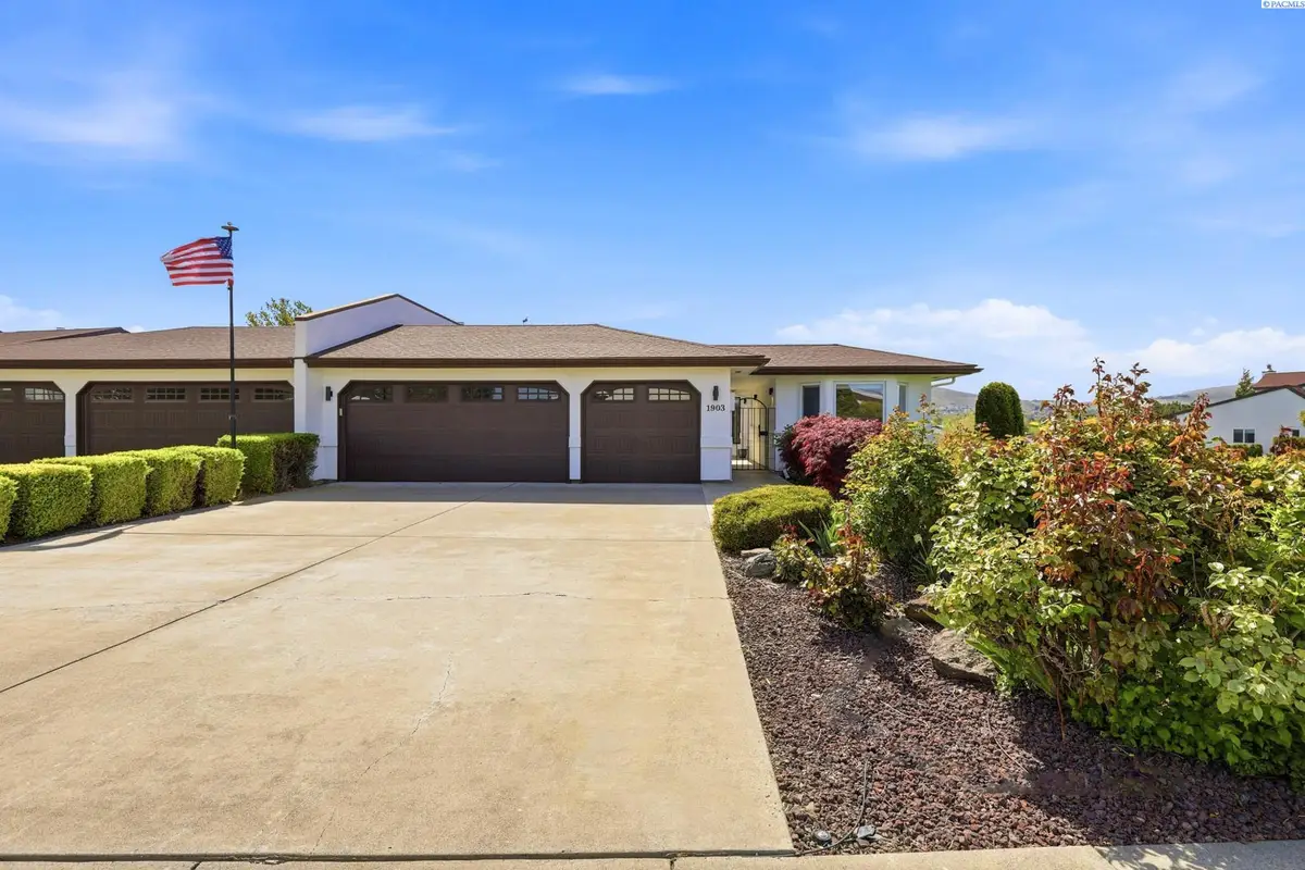 1903 N Meadows Dr. North, Richland, WA 99352 - #1