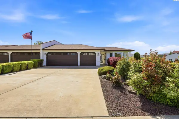 1903 N Meadows Dr. North, Richland, WA 99352