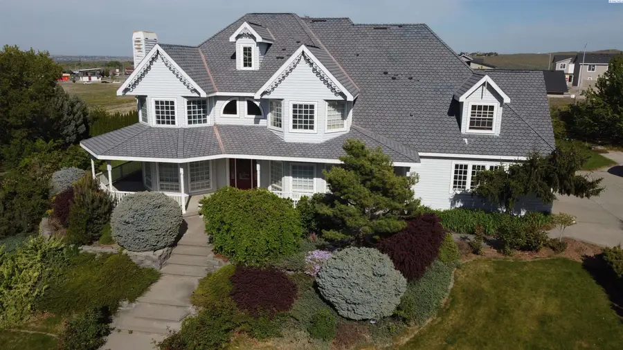 1102 Appaloosa Way, Richland, WA 99352 - #3