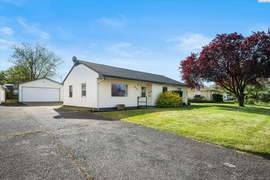 604 Birch Avenue, Richland, WA 99352 - #2