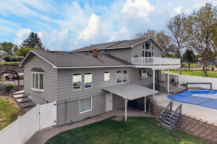 1260 Appleway Rd, Grandview, WA 98930 - #3