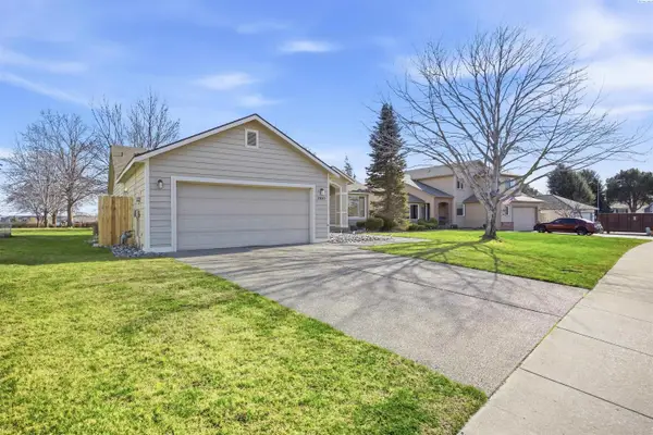2630 Sandstone Lane, Richland, WA 99354