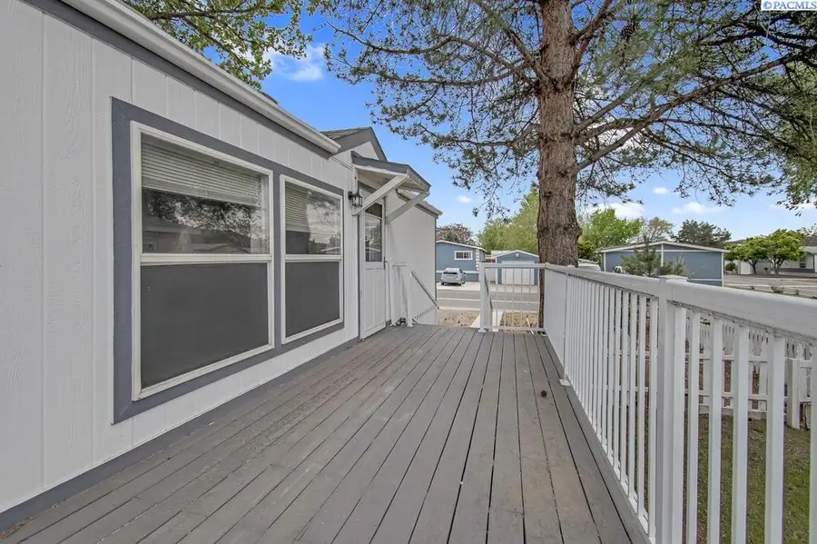 2105 N Steptoe #80, Kennewick, WA 99336 - #2