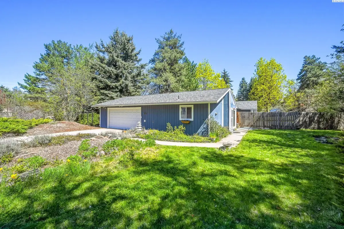 1050 SE Glen Echo Rd, Pullman, WA 99163 - #1
