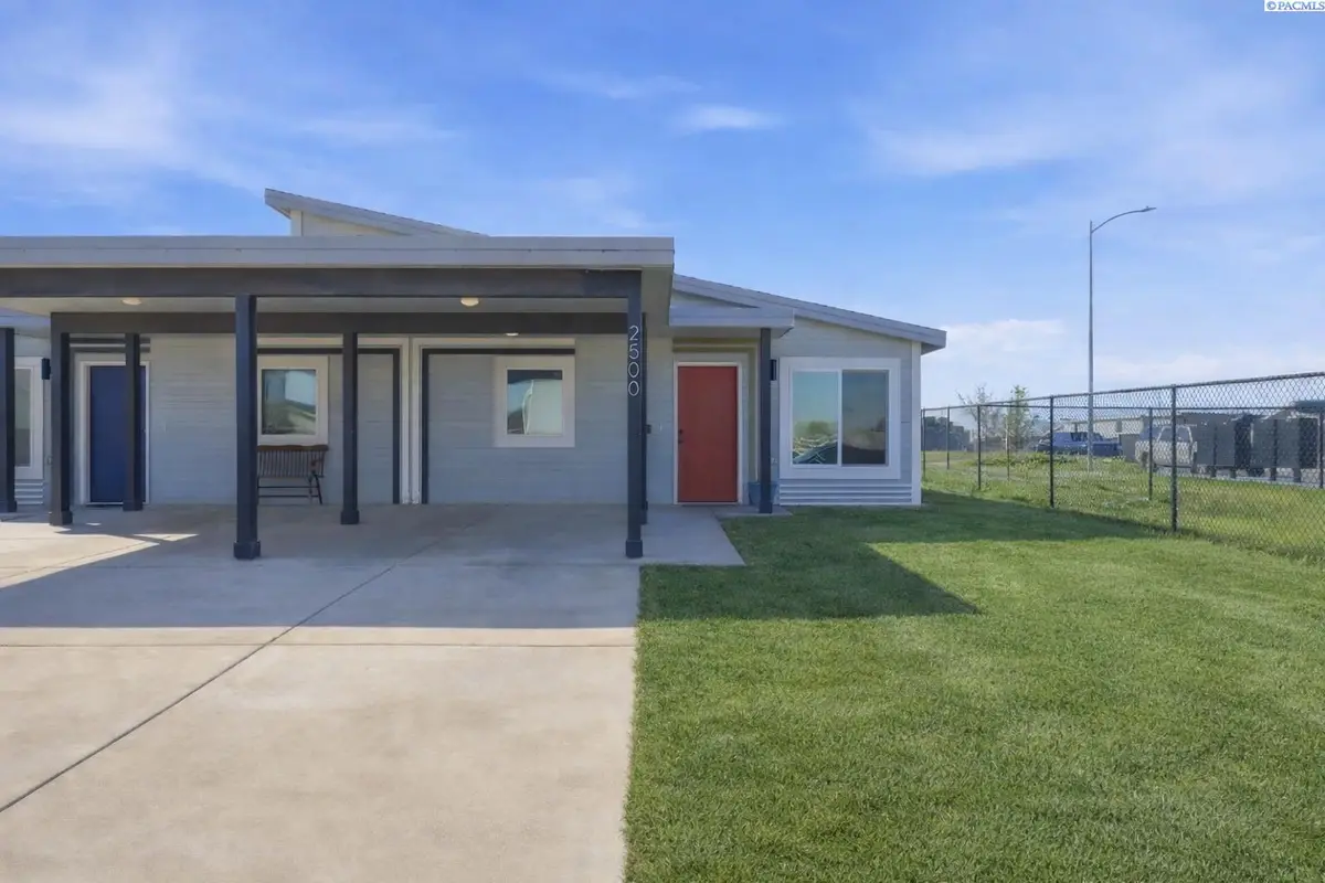 2500 Blaine St, Pasco, WA 99301 - #1