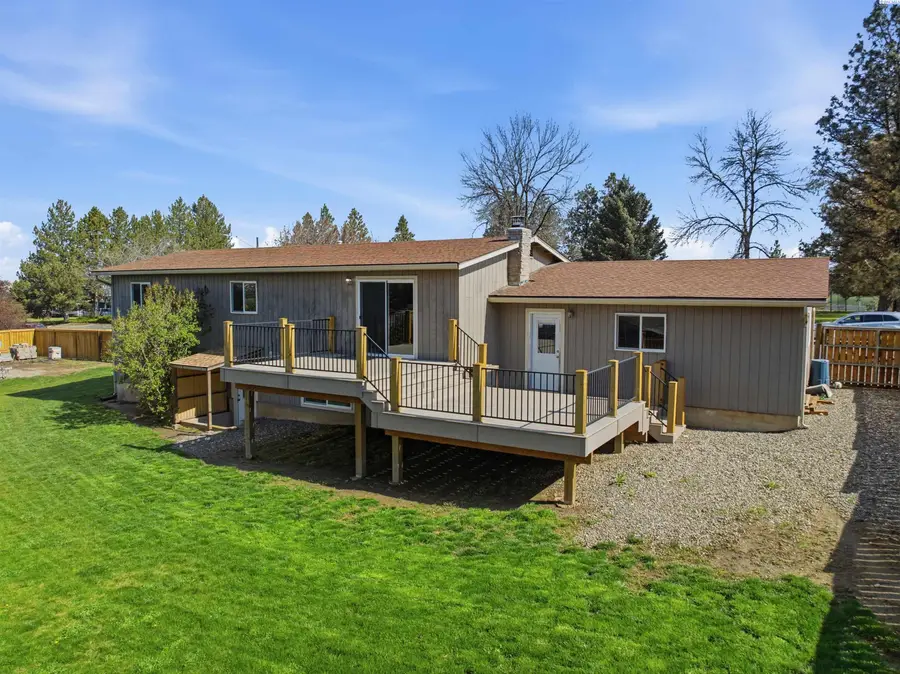 801 E Valleyview Ln, Colfax, WA 99111 - #3