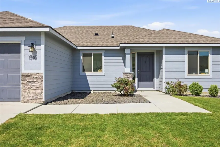 1518 Willow Way, Benton City, WA 99320 - #2
