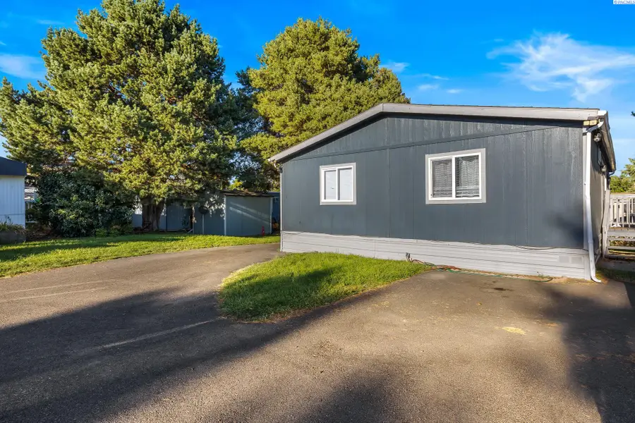 8 Royal Loop, West Richland, WA 99353 - #2