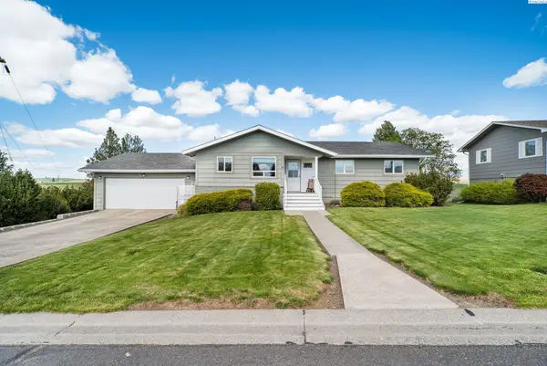 616 E Valleyview Ave, Colfax, WA 99111