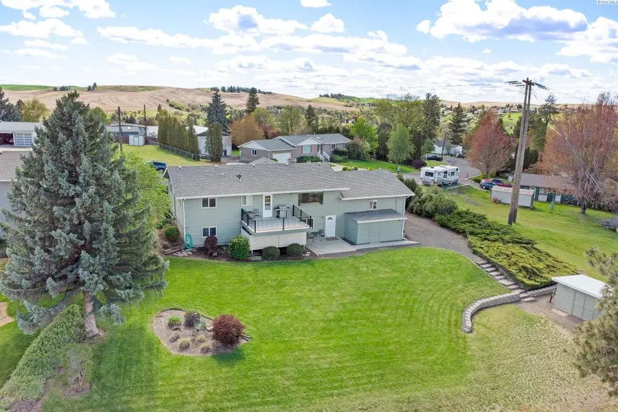 616 E Valleyview Ave, Colfax, WA 99111 - #3