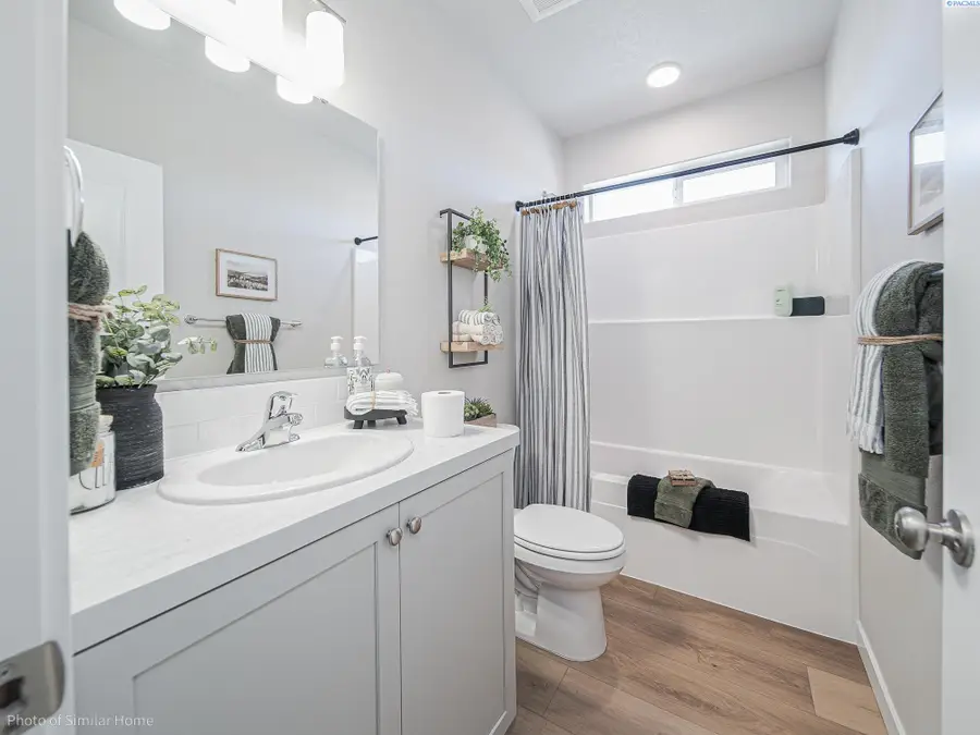 7304 W 24th Ave, Kennewick, WA 99338 - #2