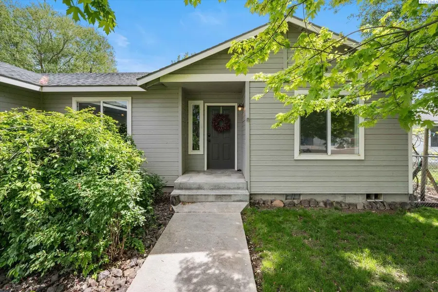 504 Grader Ct, Benton City, WA 99320 - #2
