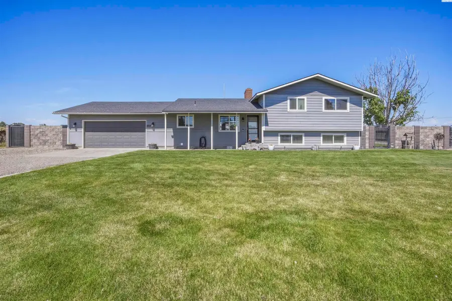 3717 W Wernett Road, Pasco, WA 99301 - #3