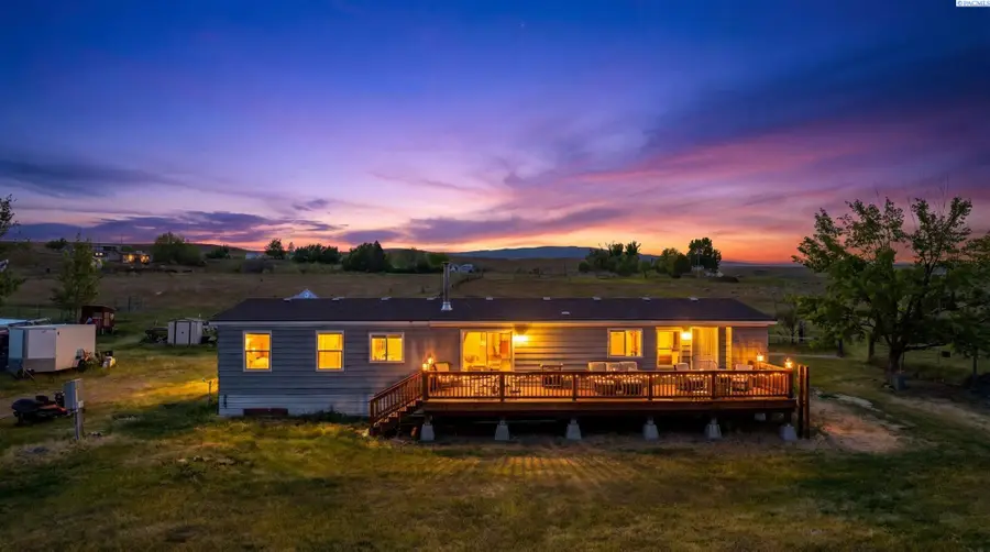 55604 W 360 Pr Nw, Benton City, WA 99320 - #3