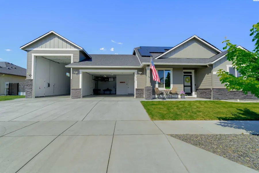 4070 Corvina St, Richland, WA 99352 - #2
