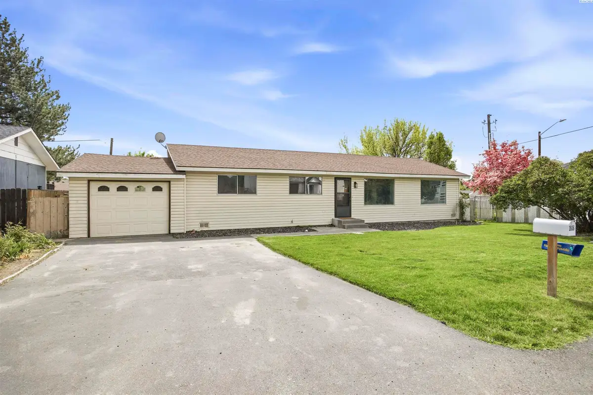 1816 Beacon Rd, Grandview, WA 98930 - #1