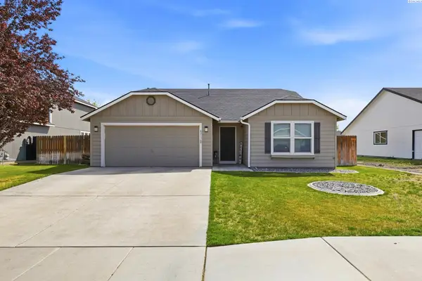6217 Robert Wayne Dr, Pasco, WA 99301-8608