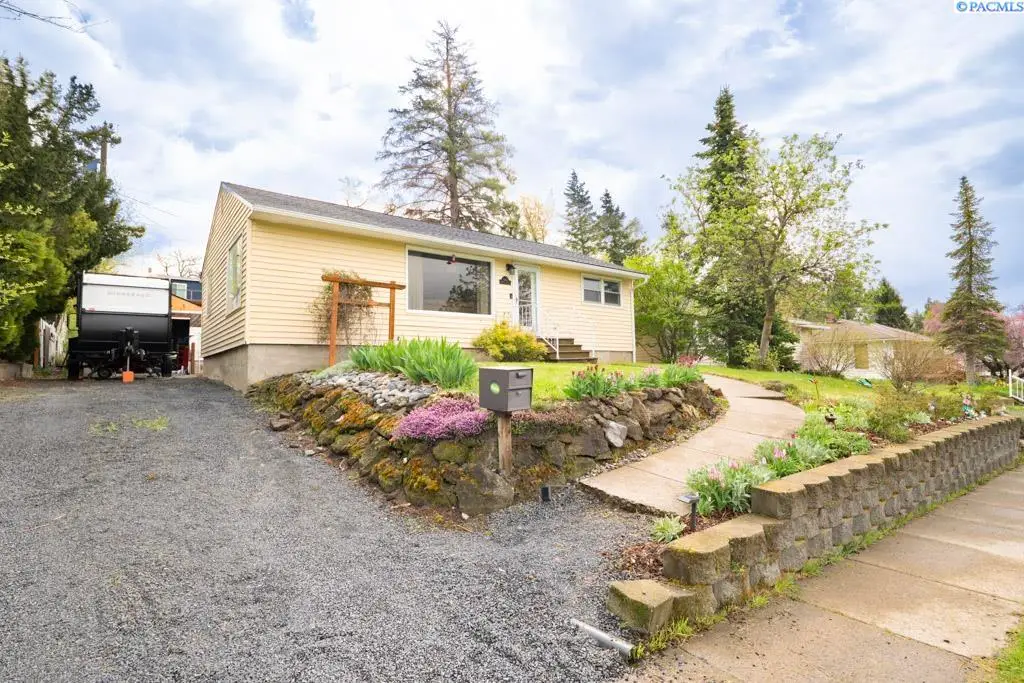 1040 NW Clifford St #Moder, Pullman, WA 99163 - #1