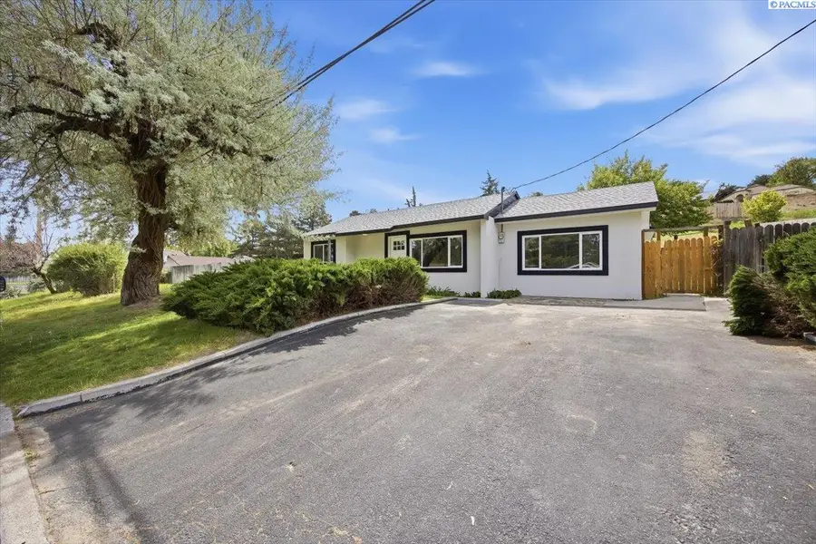 4379 Ironton Dr, West Richland, WA 99353 - #3