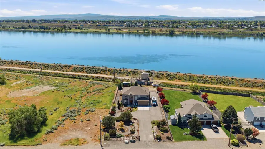 5620 W Sylvester St, Pasco, WA 99301 - #2