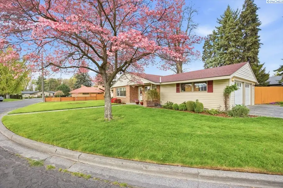 105 Edwards Dr, Walla Walla, WA 99362 - #3