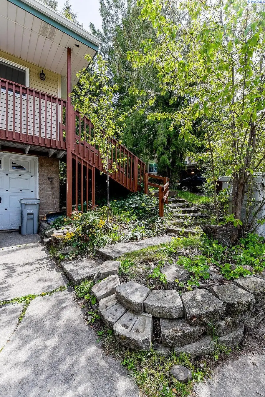 1280 NE Hillside Dr, Pullman, WA 99163 - #2
