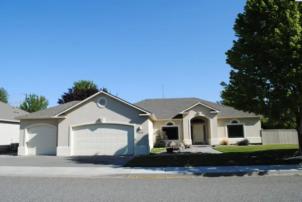 5608 W 11th Ave, Kennewick, WA 99338