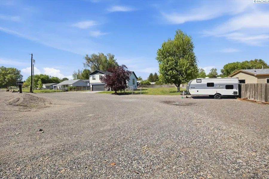 516 Canal, West Richland, WA 99353-9998 - #2