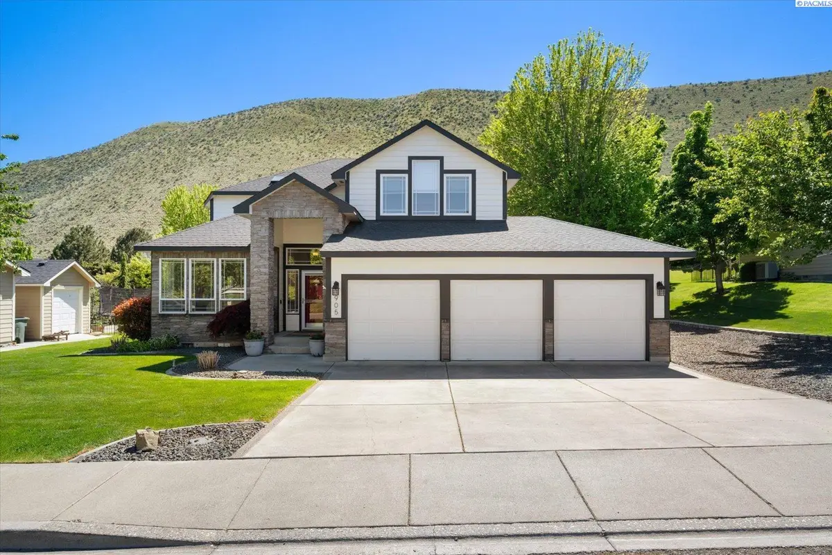 905 Clermont Drive, Richland, WA 99352 - #1