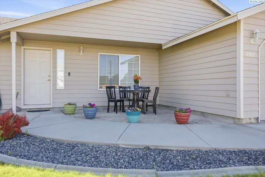 4900 S Washington Pl, Kennewick, WA 99337 - #2