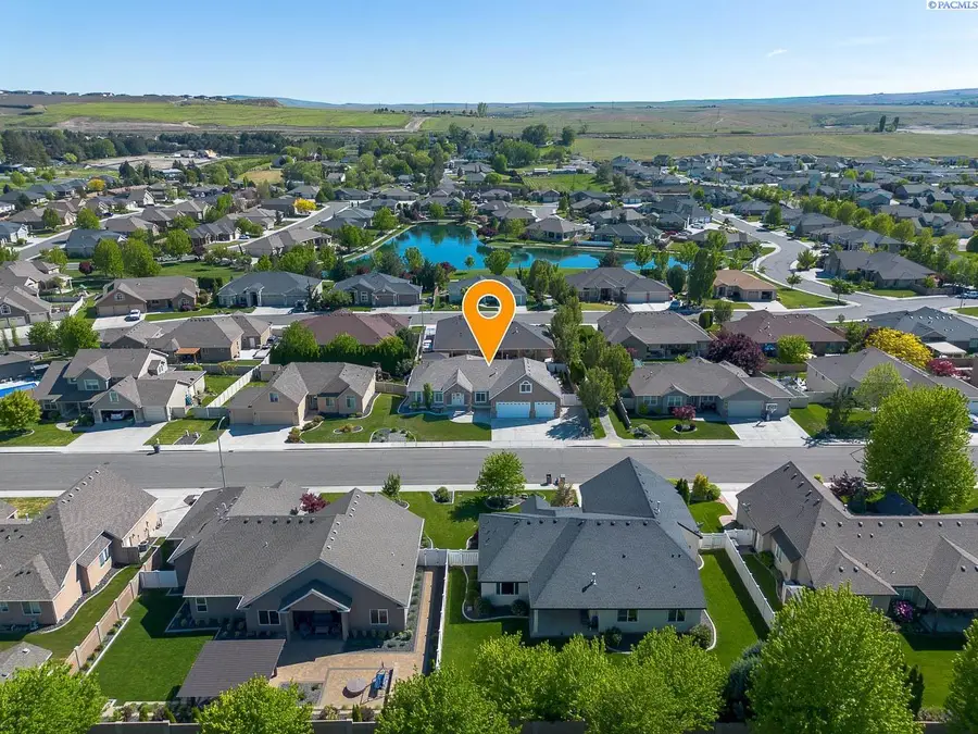 8211 W 4th Place, Kennewick, WA 99336 - #3