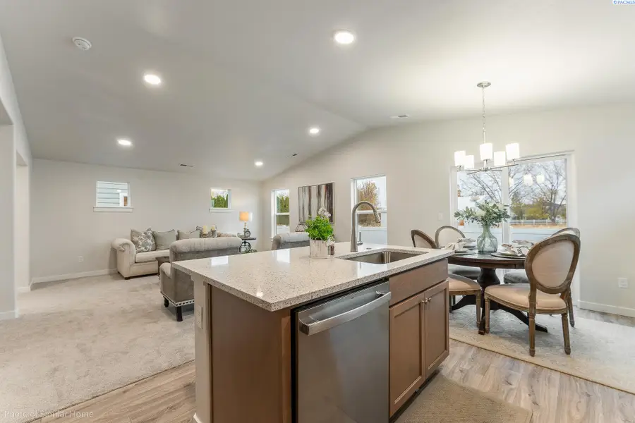 680 Snowking, Richland, WA 99352 - #3