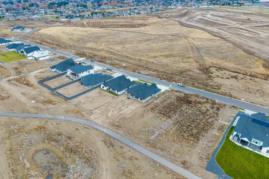2887 Savanna Ave, Richland, WA 99352 - #2