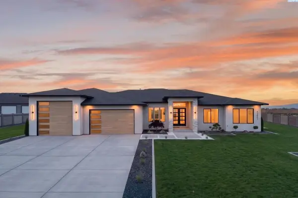 12407 Furlong Ln, Kennewick, WA 99338
