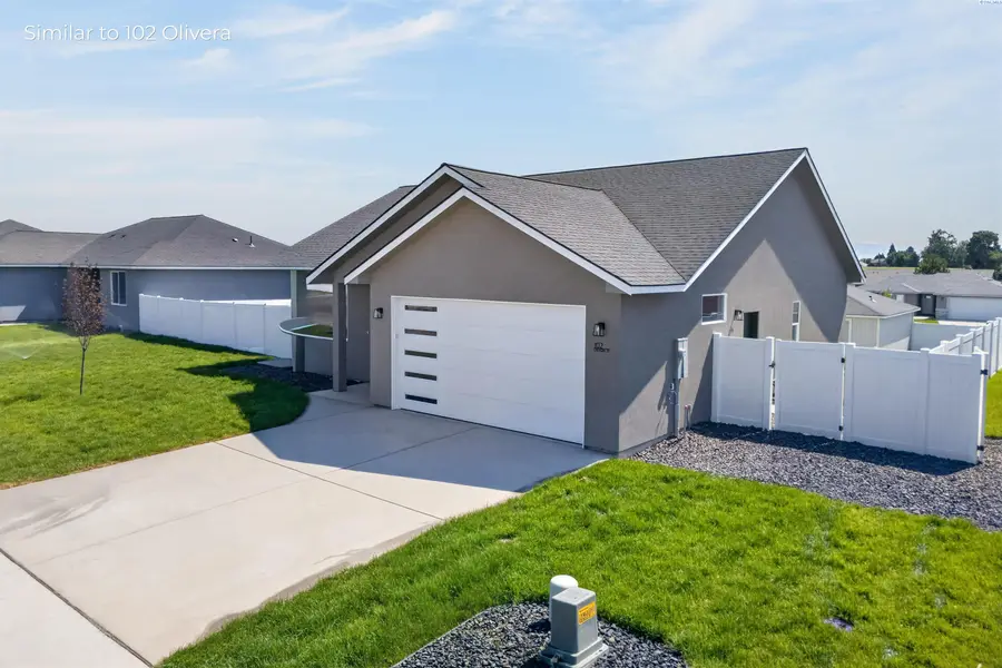 202 Olivera Street, Grandview, WA 98930 - #3