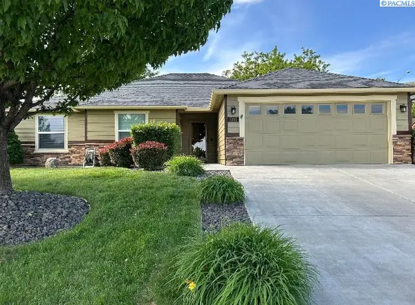 5805 W 23rd Ave, Kennewick, WA 99338