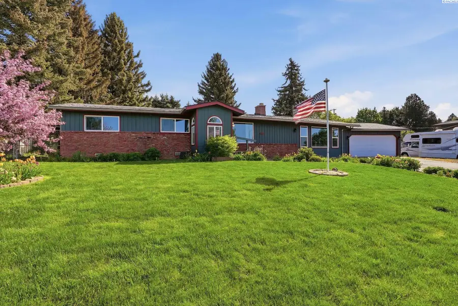 809 E Southview, Colfax, WA 99111 - #2