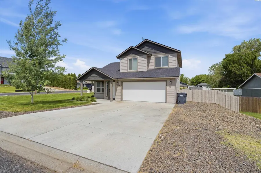 1108 Neptune Ave, Benton City, WA 99320 - #3