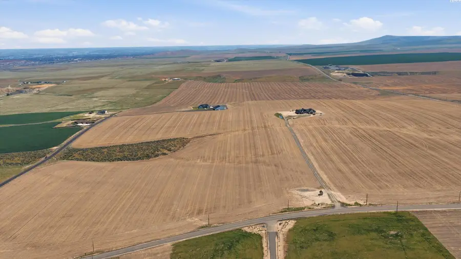 NKA E Bastian Pr Se, Kennewick, WA 99338 - #2