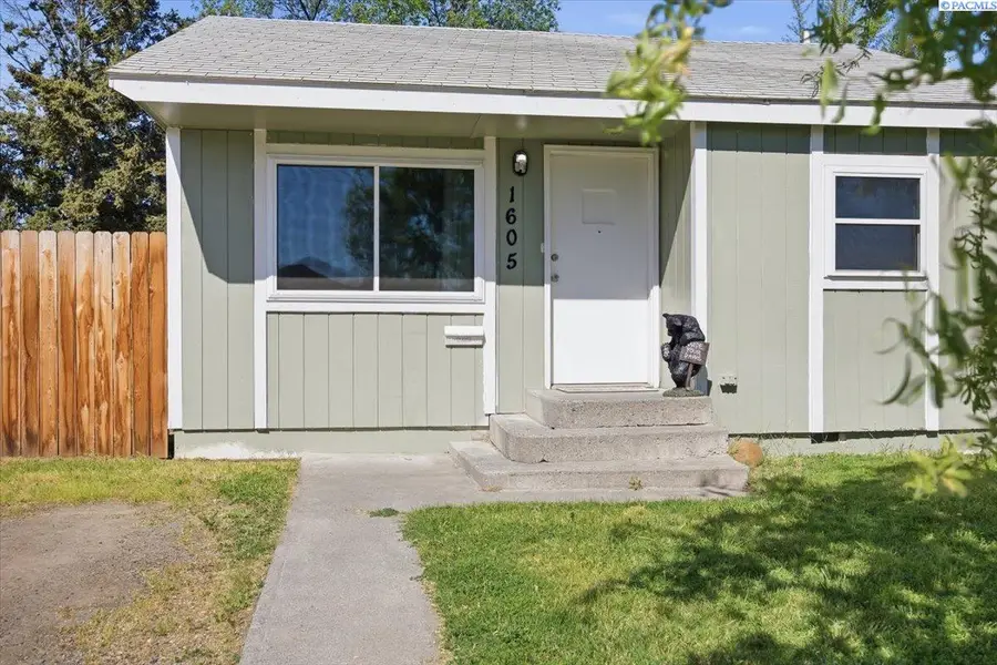 1605 Perkins Ave, Richland, WA 99354 - #2