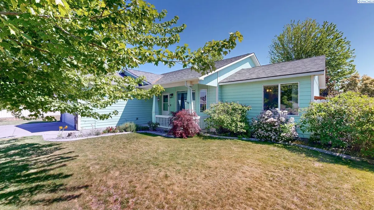 5401 Seahawk Drive, West Richland, WA 99353 - #1