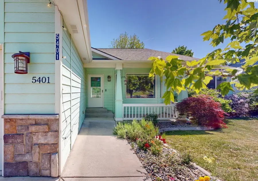 5401 Seahawk Drive, West Richland, WA 99353 - #3