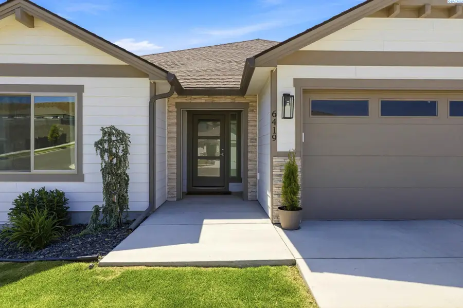 6419 W 32nd, Kennewick, WA 99338 - #2