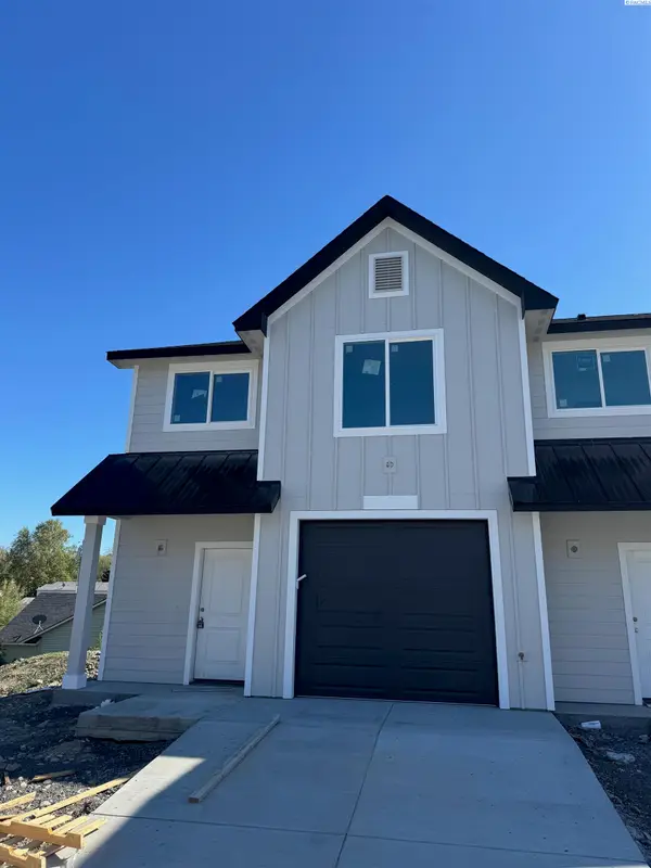 3472 W 6th Place, Kennewick, WA 99336