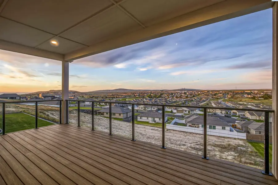 6085 W 28th Ave, Kennewick, WA 99338 - #2