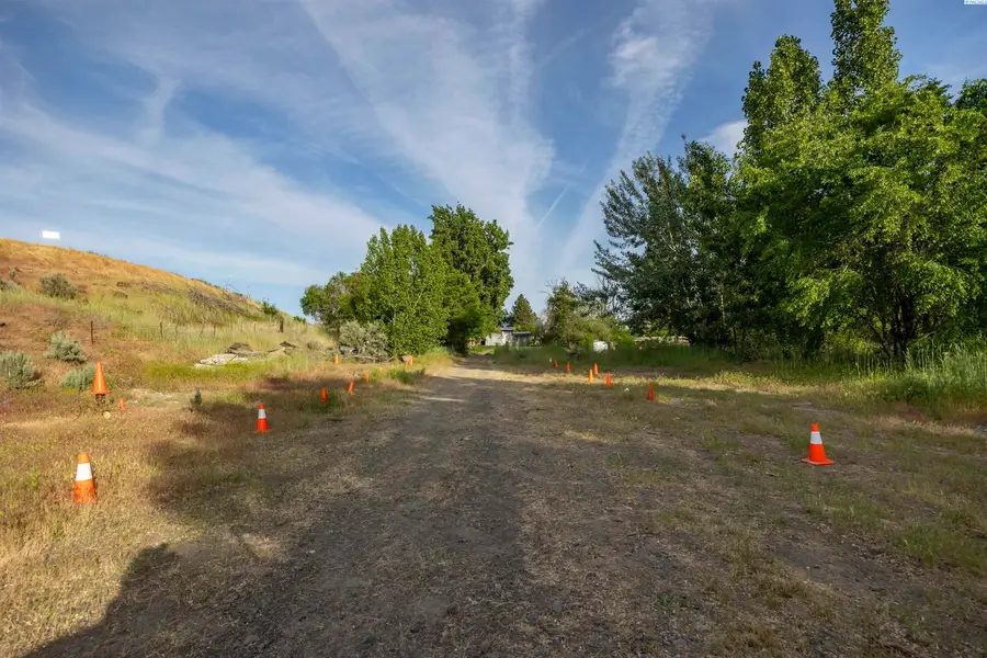 NKA N Kendall Rd, Benton City, WA 99320 - #3