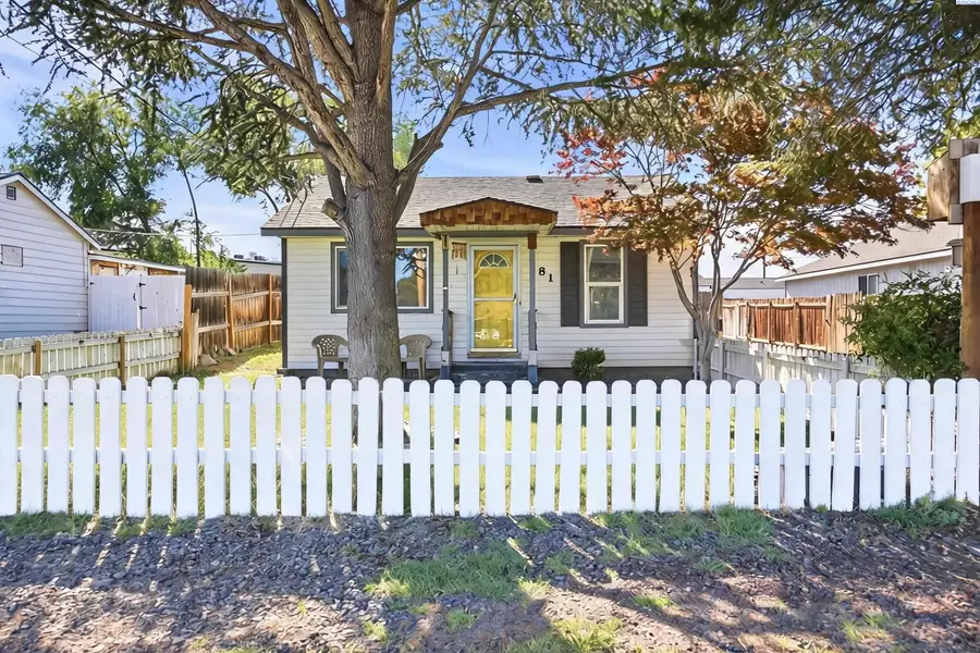 81 S 42nd Place, West Richland, WA 99353-9999 - #3