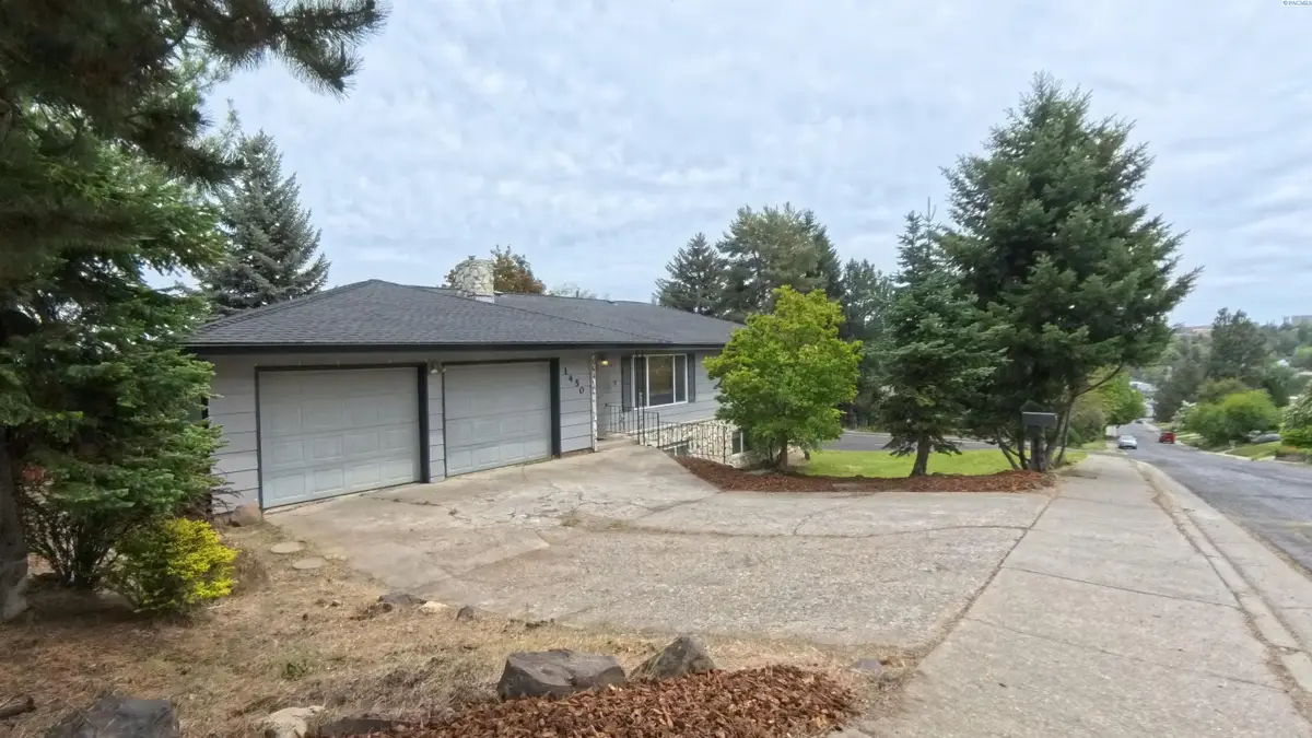 1450 NW Deane St, Pullman, WA 99163 - #1