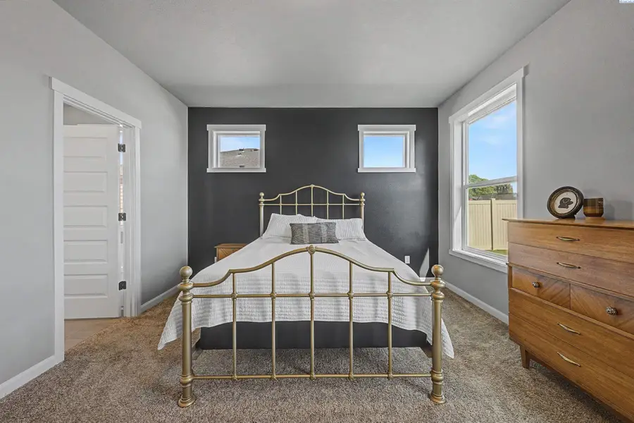 738 NE I St, Quincy, WA 98848 - #3